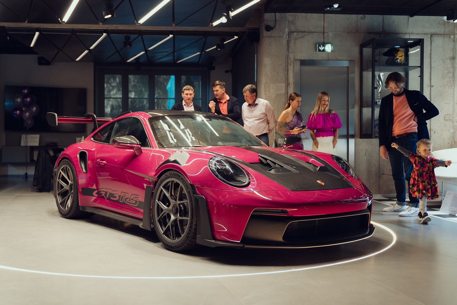 Dovanų čekis - Porsche RS automobilių kolekcijos ekskursija - Image 8